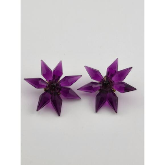Vintage Purple Starburst Clip Earrings Faceted Plastic Mid Century Mod - Picture 1 of 4